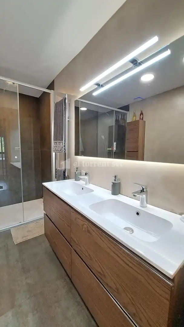 Baño de Casa o chalet en venta en Argentona con Aire acondicionado, Calefacción y Jardín privado