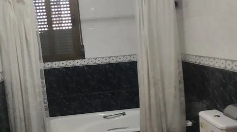 Foto 3 de Casa adosada en venta en Calle Lope de Vega, 1, Castillo de Locubín, Jaén