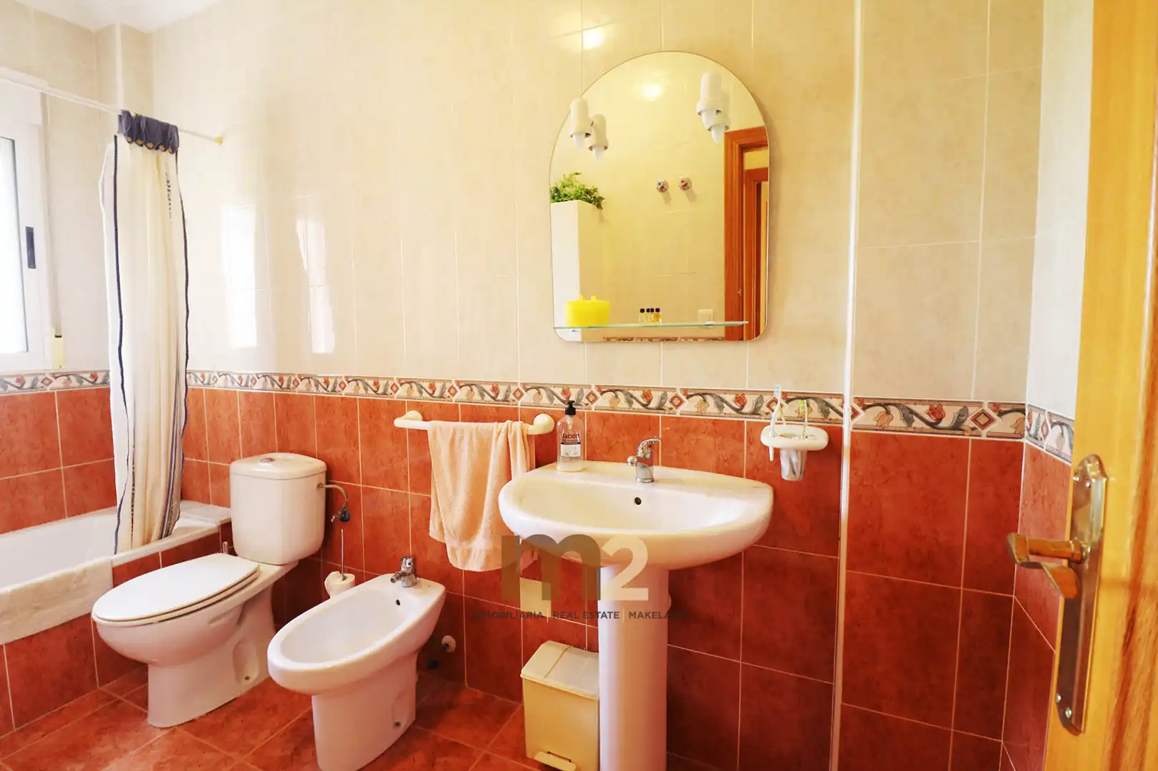 Baño de Casa o chalet en venta en Guardamar del Segura con Aire acondicionado, Calefacción y Jardín privado