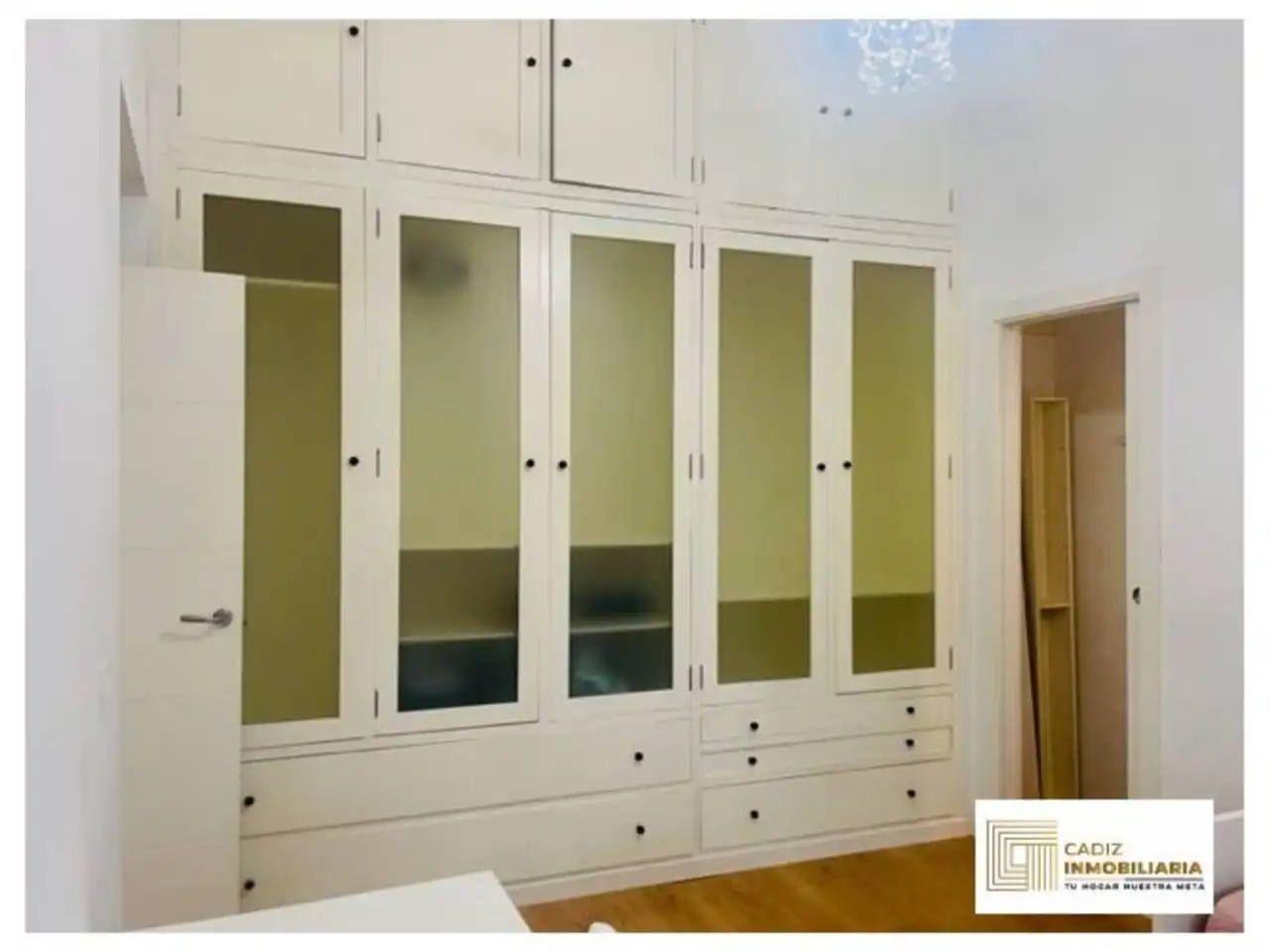 Schlafzimmer von Wohnung zur Miete in Cádiz