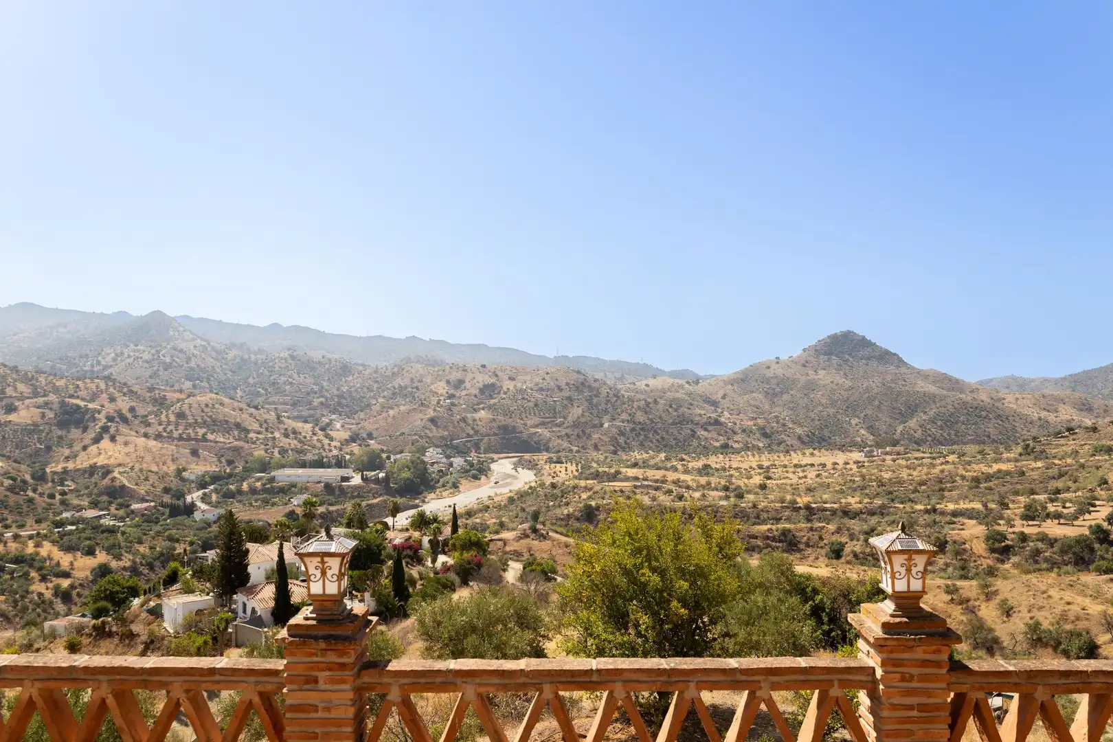 Finca rústica en venta en Almogía