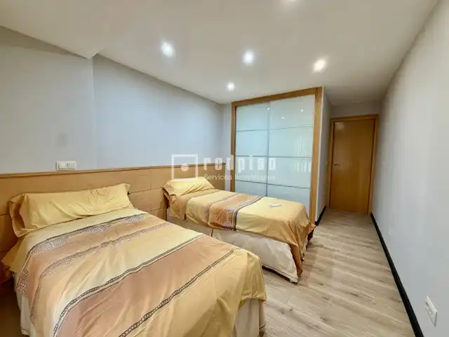 Appartamento con ascensore in affitto a de la Castellana, imagen 6