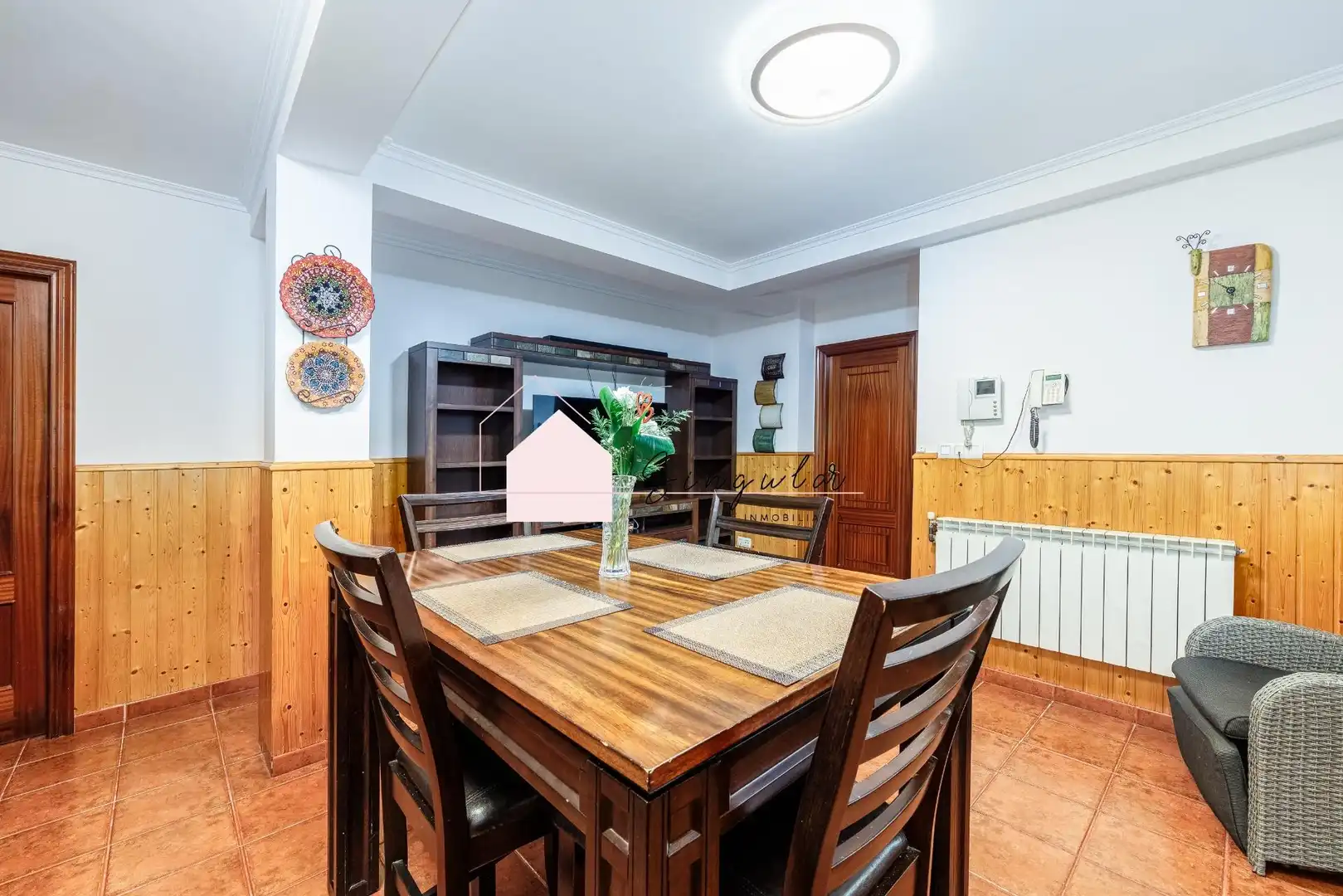 Esszimmer von Haus oder Chalet zum Verkauf in Tui mit Heizung, Abstellraum und Schwimmbad