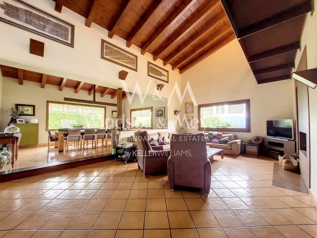 Sala d'estar de Casa o xalet en venda en Alàs I Cerc amb Jardí privat i Piscina