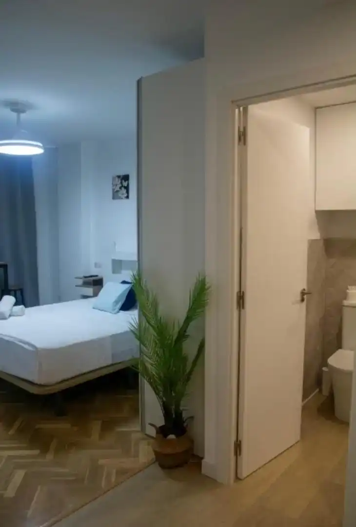 Dormitori de Loft de lloguer en Madrid amb Aire condicionat, Piscina i Moblat