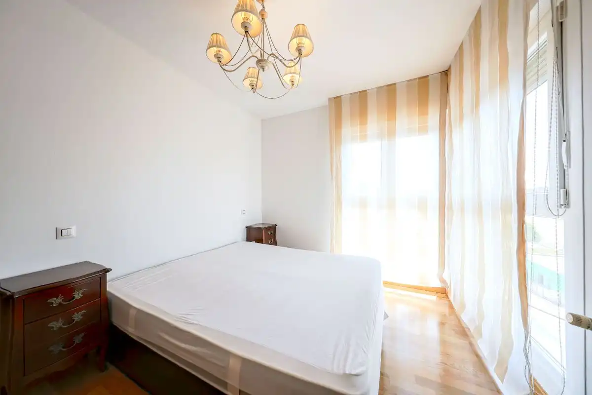 Flat with pool for sale in C. de Américo Castro, imagen 41