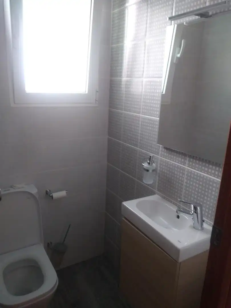 Badezimmer von Wohnung zum Verkauf in Sueca mit Klimaanlage