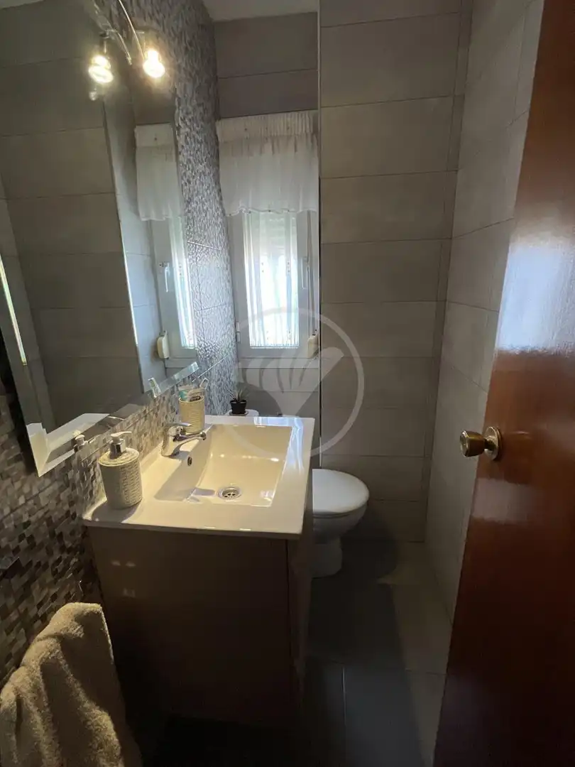 Baño de Piso en venta en Linares con Aire acondicionado y Amueblado