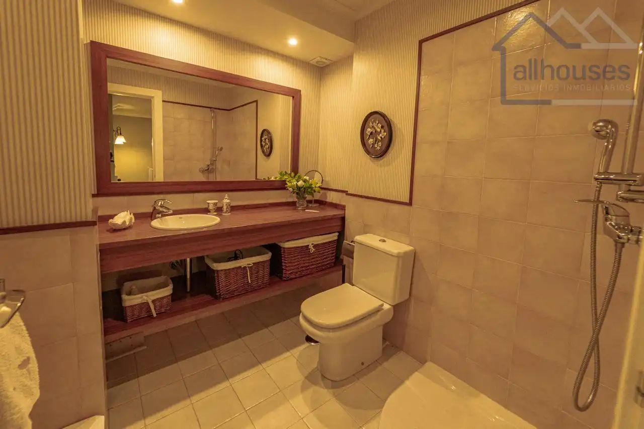 Detached house with pool for sale in Oia, imagen 34