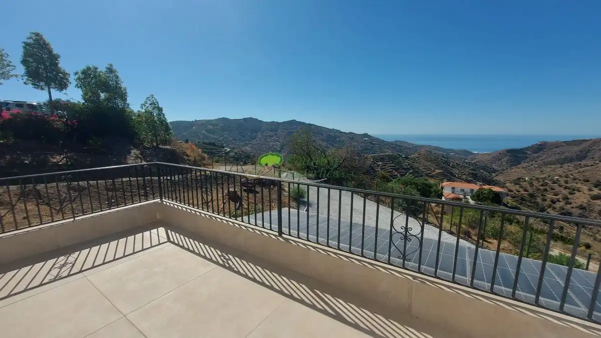 Terraza de Finca rústica en venta en Cómpeta con Aire acondicionado, Terraza y Trastero