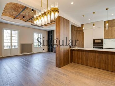 Wohnung mit Balkon zum Verkauf in Carrer  d'Aragó