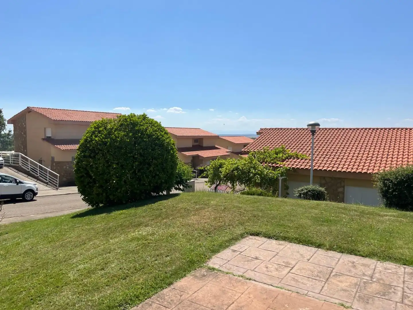 Außenansicht von Residential zum Verkauf in Valverde de la Virgen