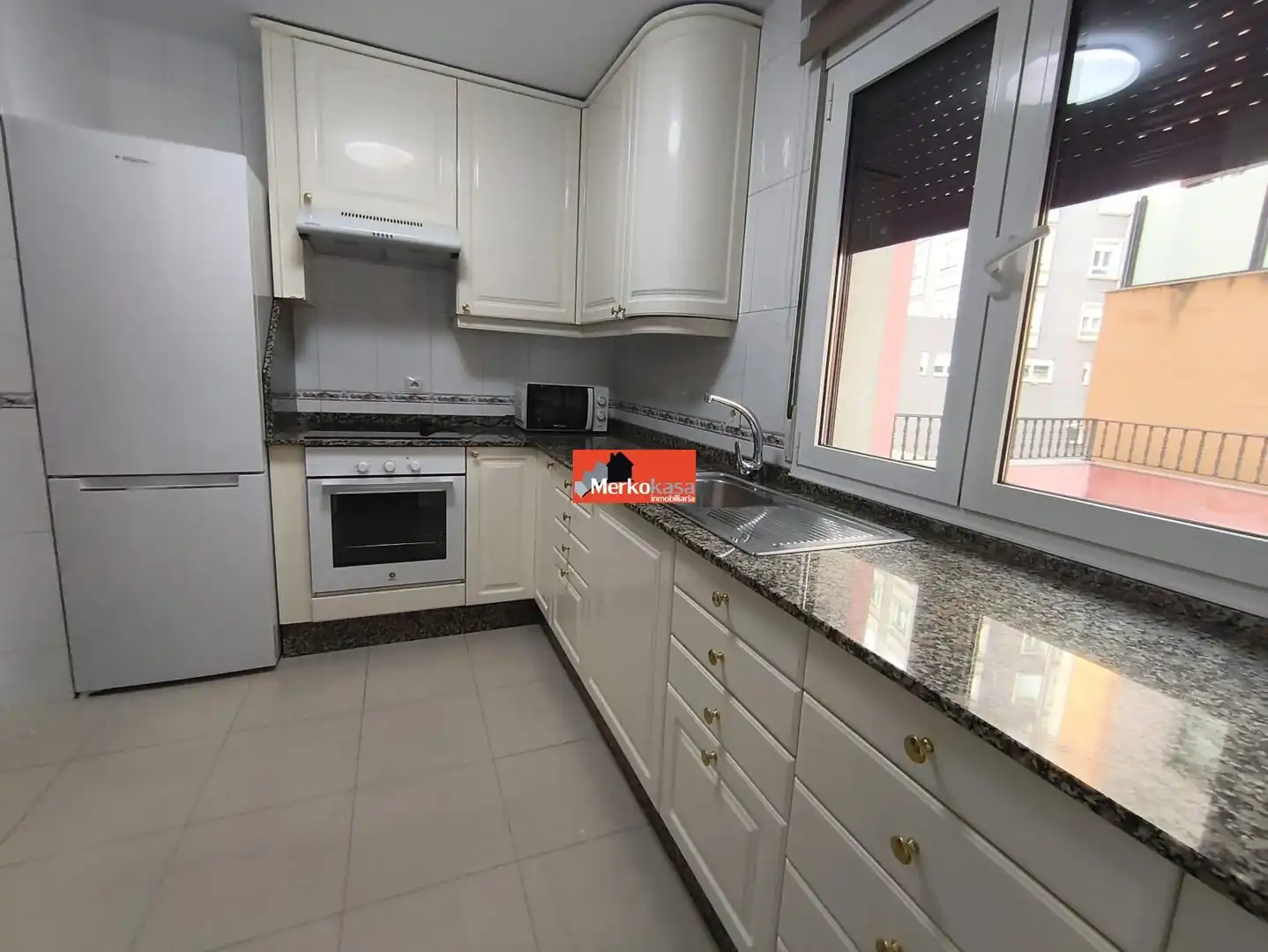 Kitchen of Apartments for rent in Lugo  with Heating, Terrace and Storage room