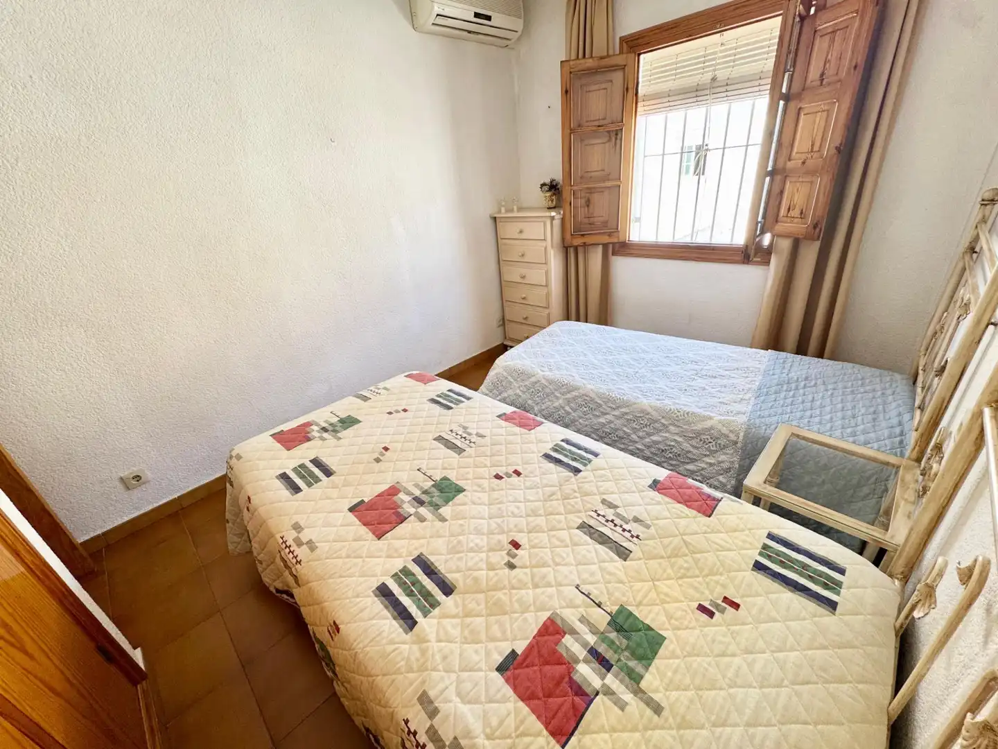 Habitación de Casa adosada en venta en Punta Umbría con Aire acondicionado y Balcón