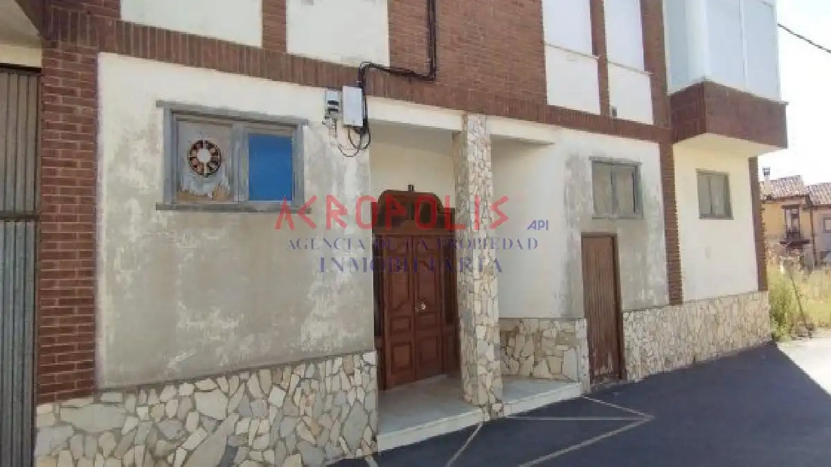 Exterior view of Flat for sale in Carrizo, León
