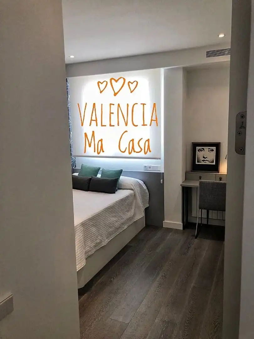 Penthouse with terrace to rent in Ciutat Vella, imagen 8
