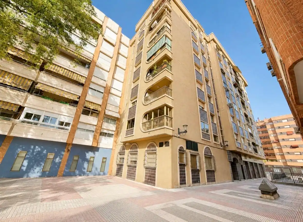 Vista exterior de Piso en venta en Murcia con Aire acondicionado y Terraza