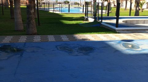 Foto 4 de Piso de alquiler en Retamar, Almería Capital