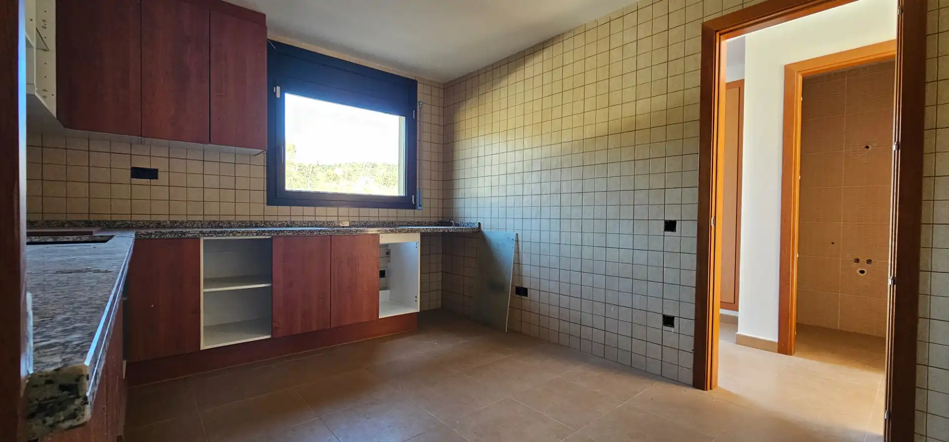 Cuina de Casa adosada en venda en Arbúcies amb Jardí privat, Terrassa i Traster