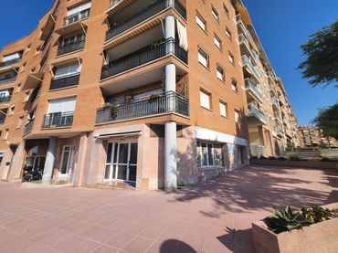 Local comercial en venta en Sant Pere i Sant Pau