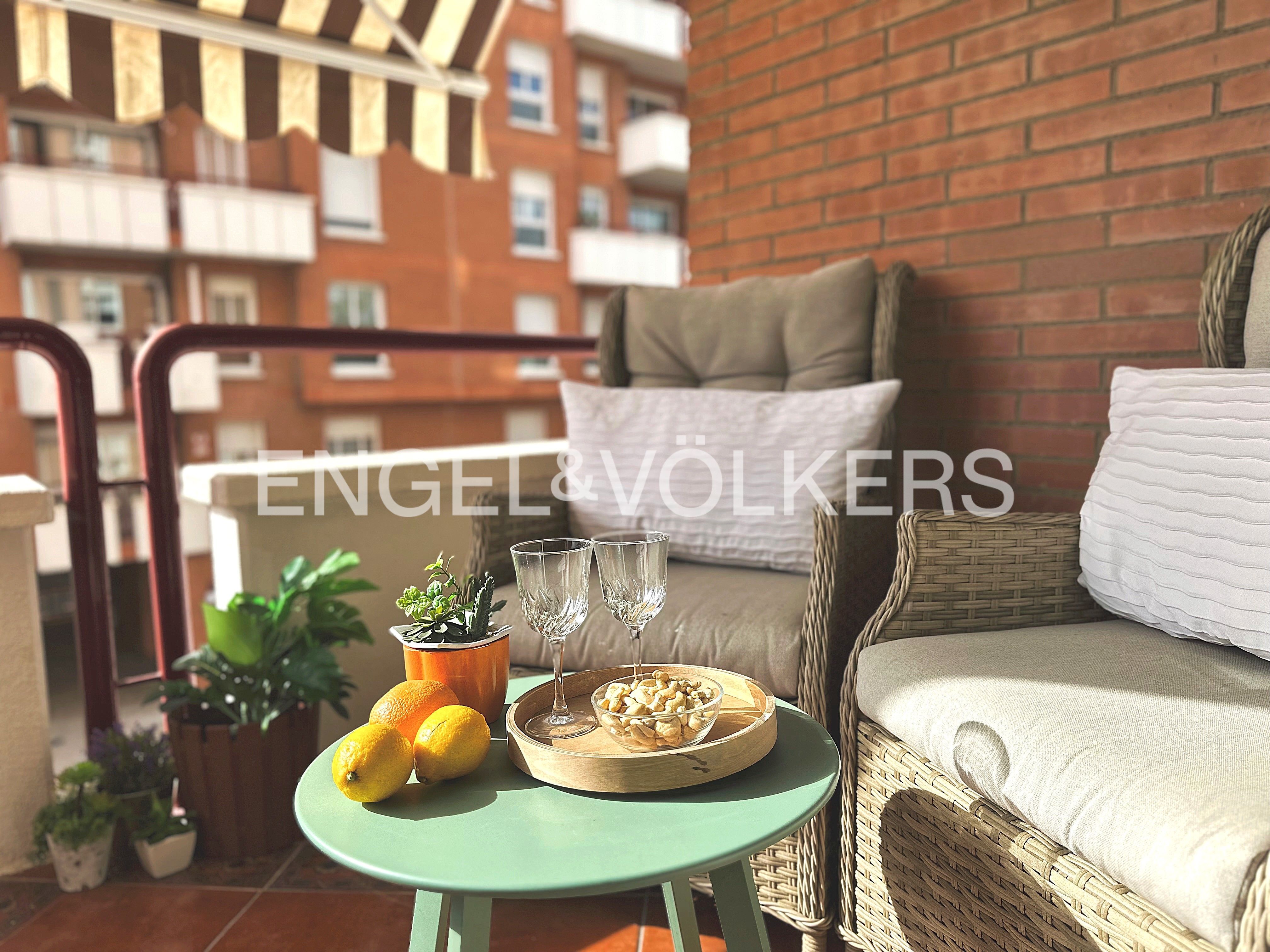 Terraza de Apartamento en venta en Premià de Mar con Calefacción, Terraza y Piscina