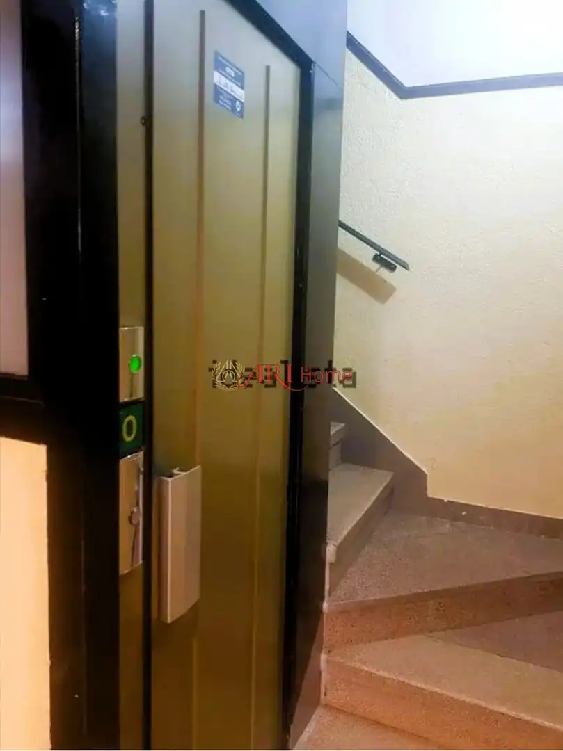 Flat for sale in Madrid  with Heating and Furnished