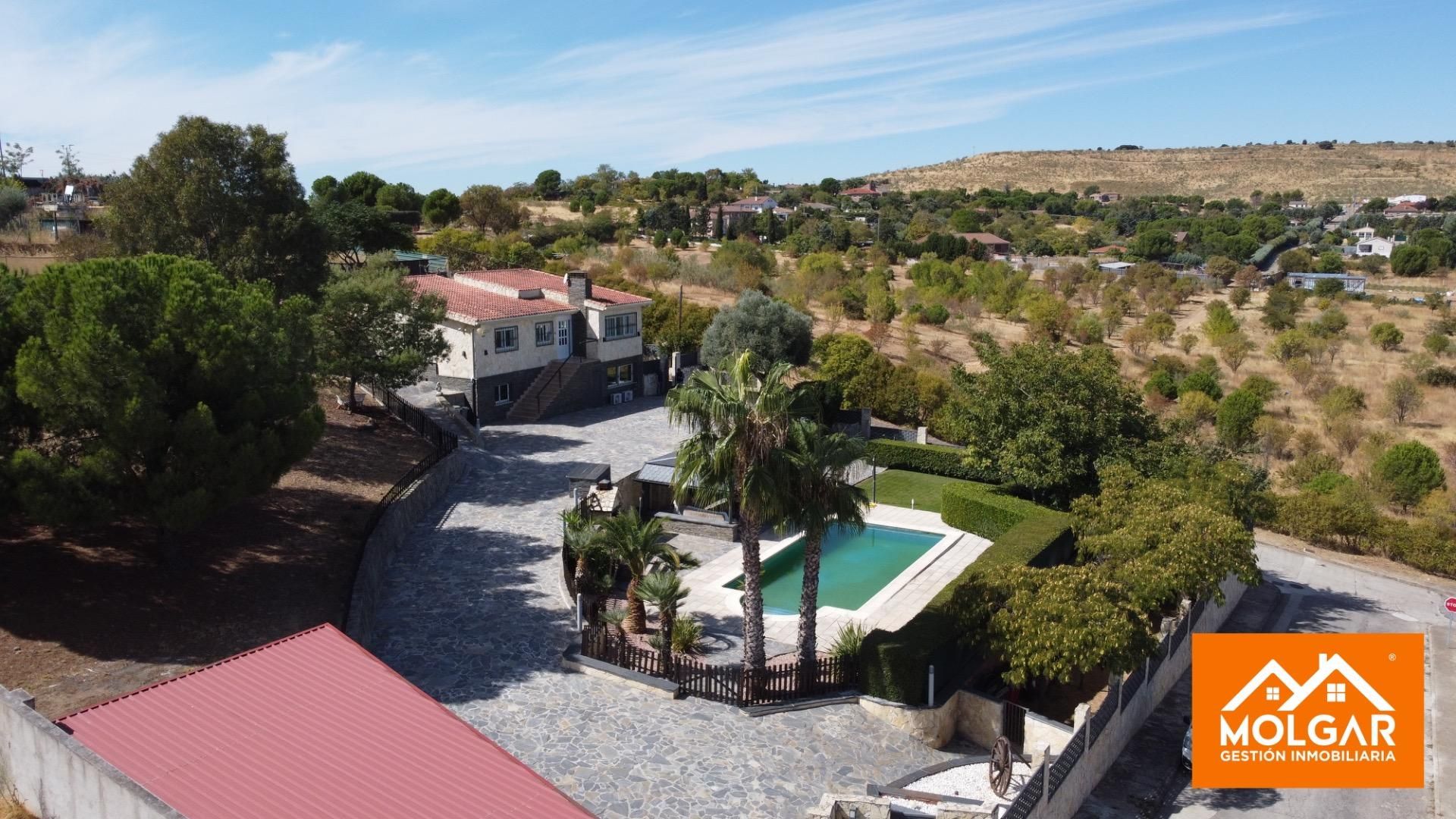 Exterior view of House or chalet for sale in Serracines  with Air Conditioner, Heating and Private garden
