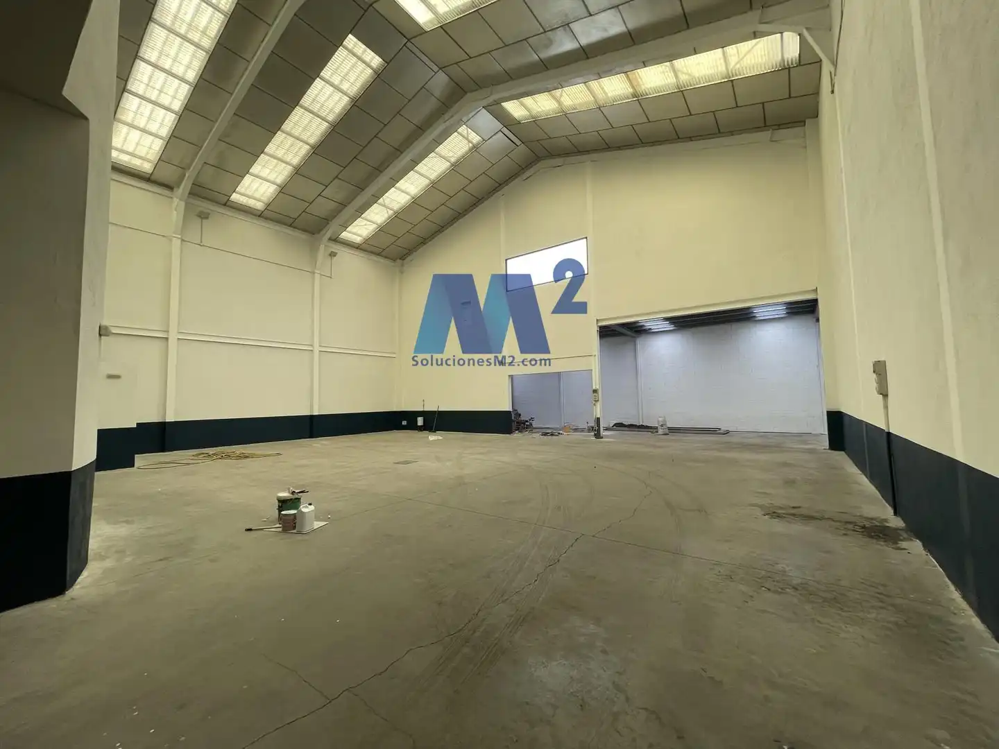 Industrial building to rent in Los Olivos - Los Ángeles