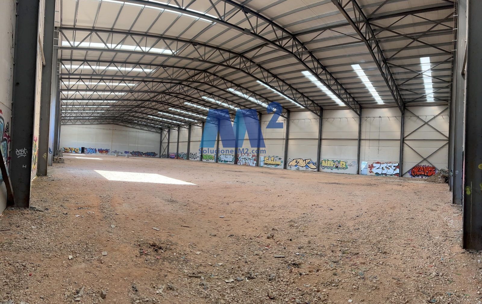 Nau industrial en venda en Getafe