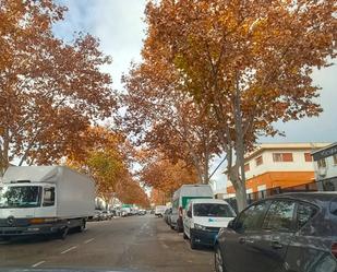 Vista exterior de Nau industrial en venda en Alcobendas amb Calefacció i Alarma