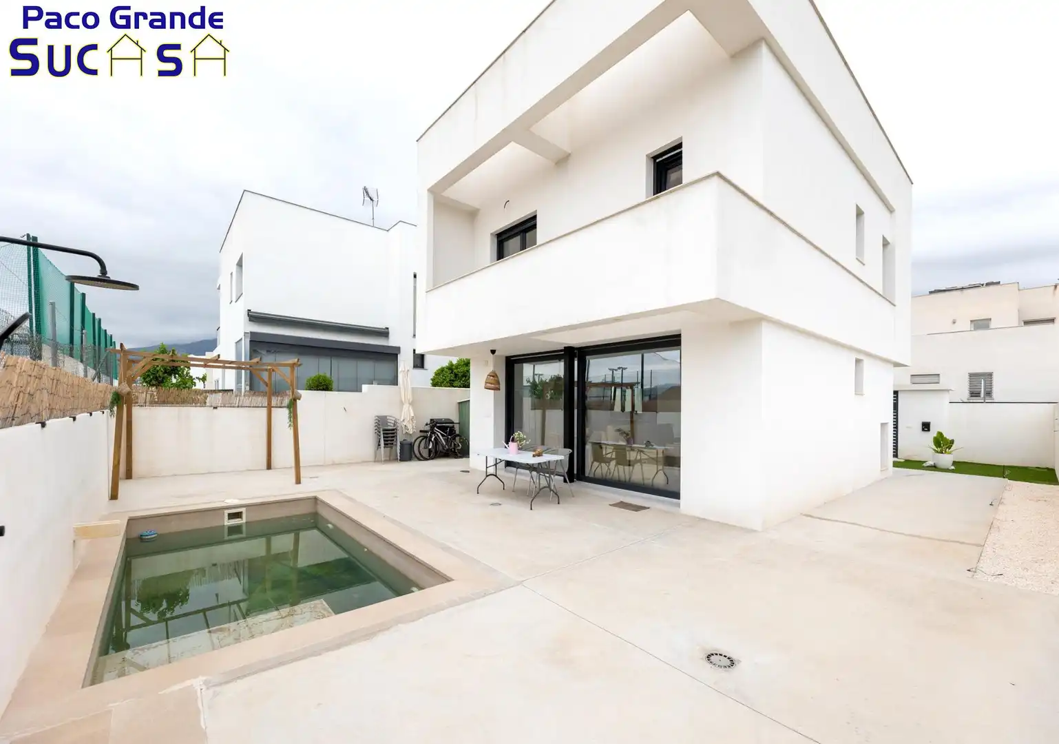 Casa con piscina en venta en Calle IGUALDAD, imagen 2