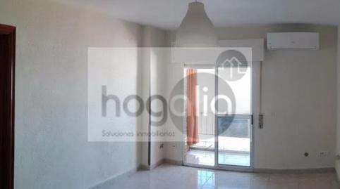 Photo 2 of Flat for rent in Triana Oeste,  Sevilla Capital