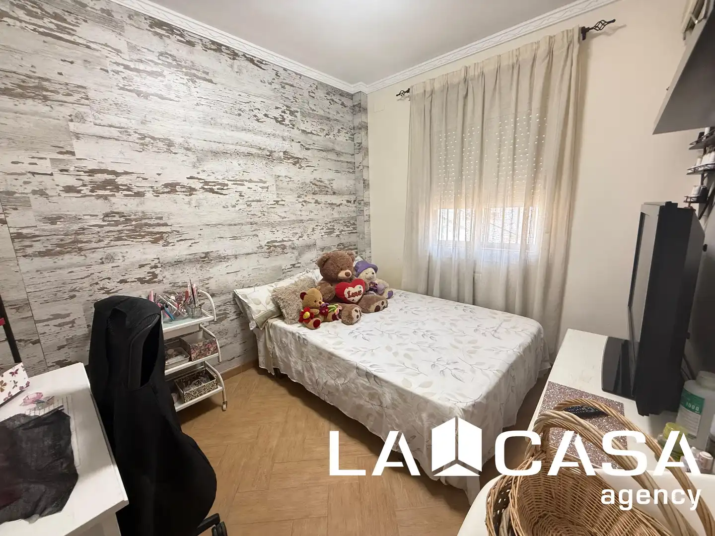 Bedroom of Detached homes for sale in Dos Hermanas  with Air Conditioner, Terrace and Storage room