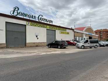 Nau industrial amb ascensor en venda a Calle Real 118
