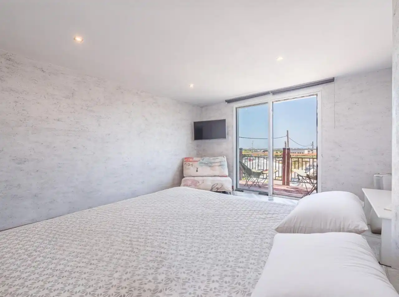 Dormitori de Casa o xalet en venda en Maó - Mahón amb Aire condicionat, Terrassa i Piscina