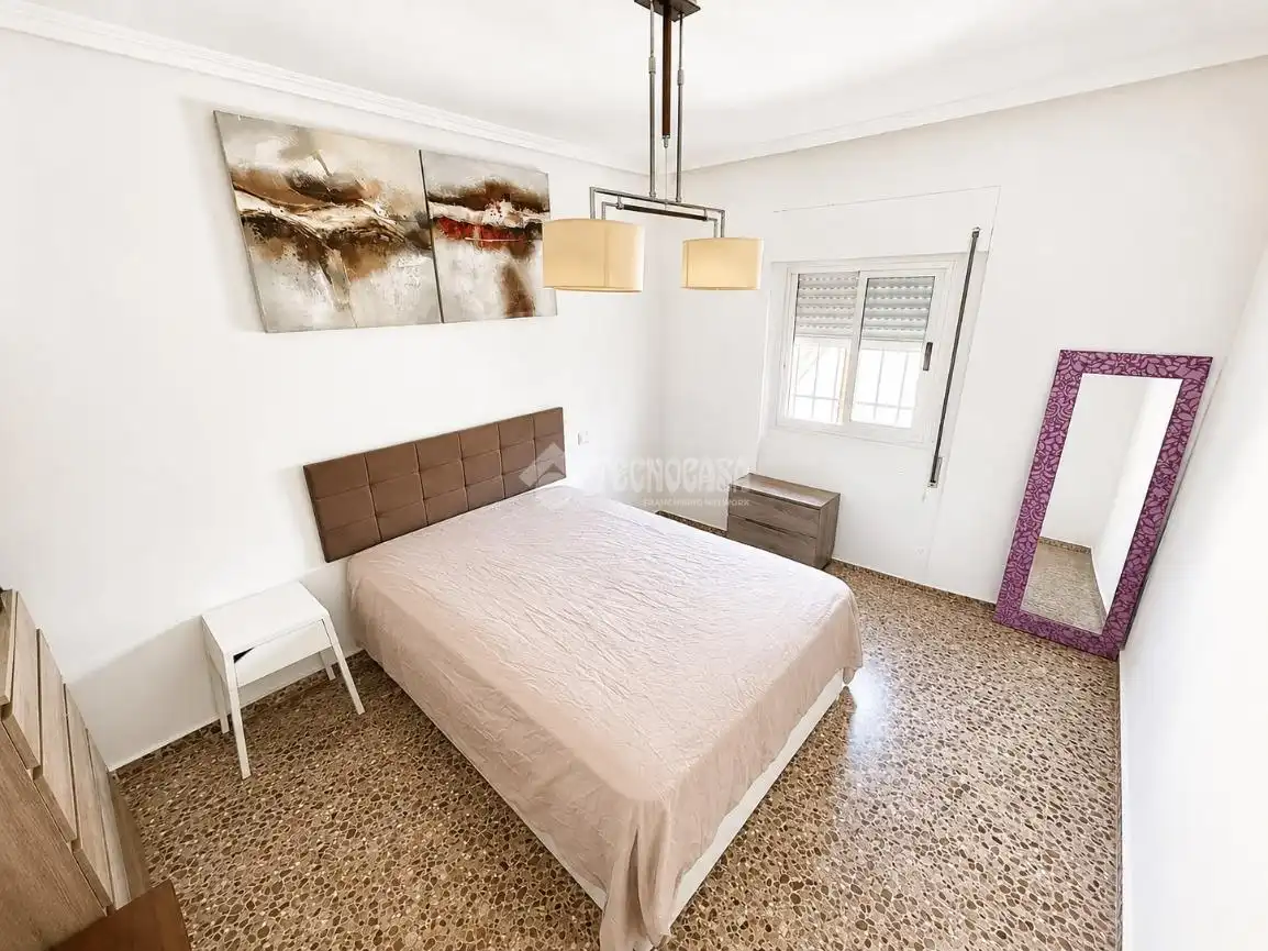 Habitatge amb terrassa en venda a Estación - Cruz Roja