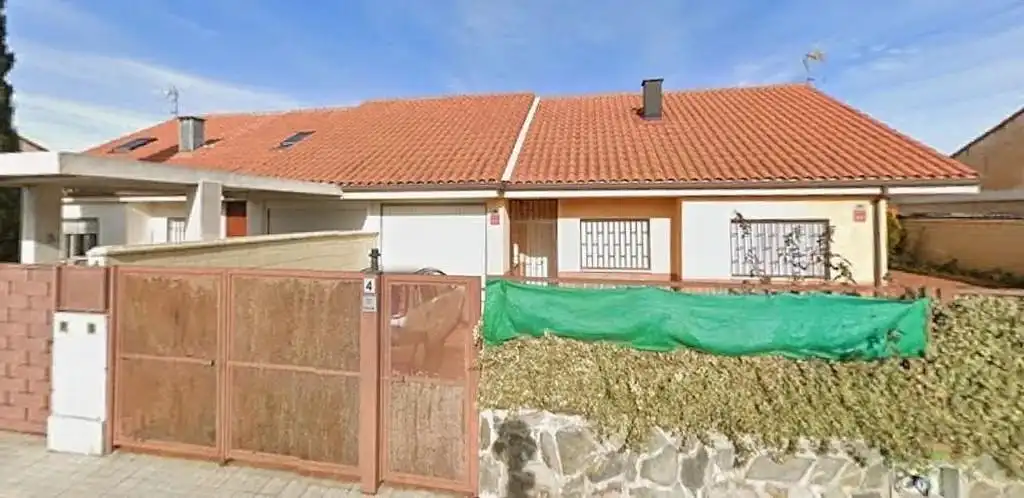 Vista exterior de Casa adosada en venta en Novés