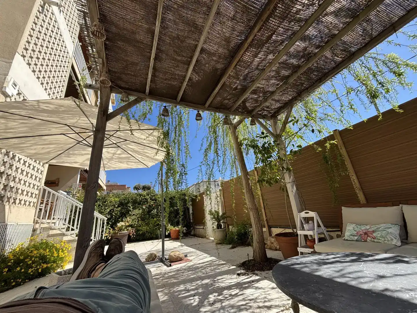 Terrace of Flat for sale in Vilanova i la Geltrú  with Air Conditioner, Swimming Pool and Balcony