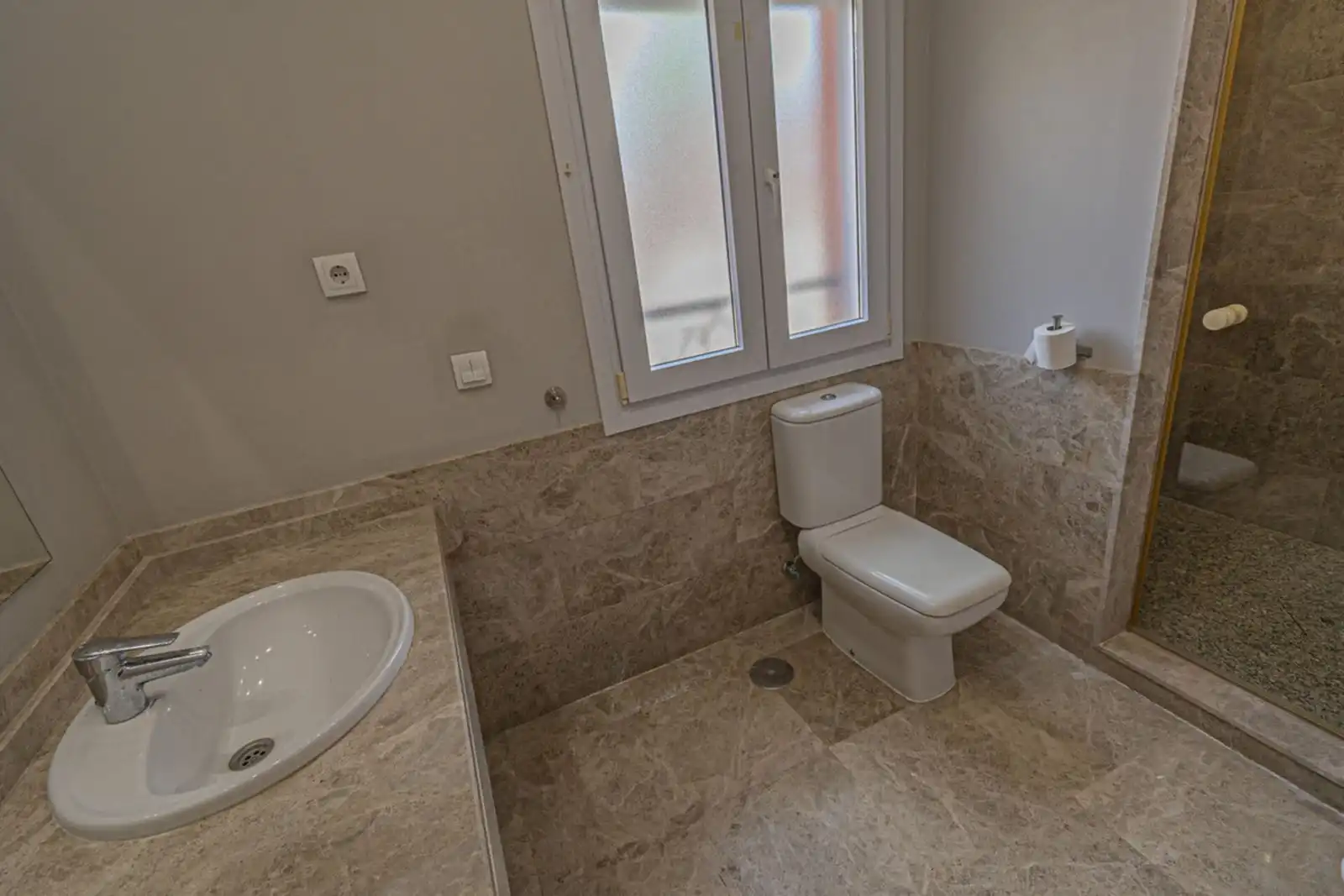 Chalet con piscina en venta en Calle Huerta Chica S/N, imagen 22