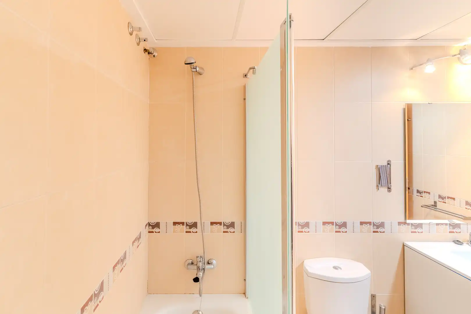 Bathroom of Duplexes for sale in San Jorge / Sant Jordi  with Air Conditioner, Heating and Terrace
