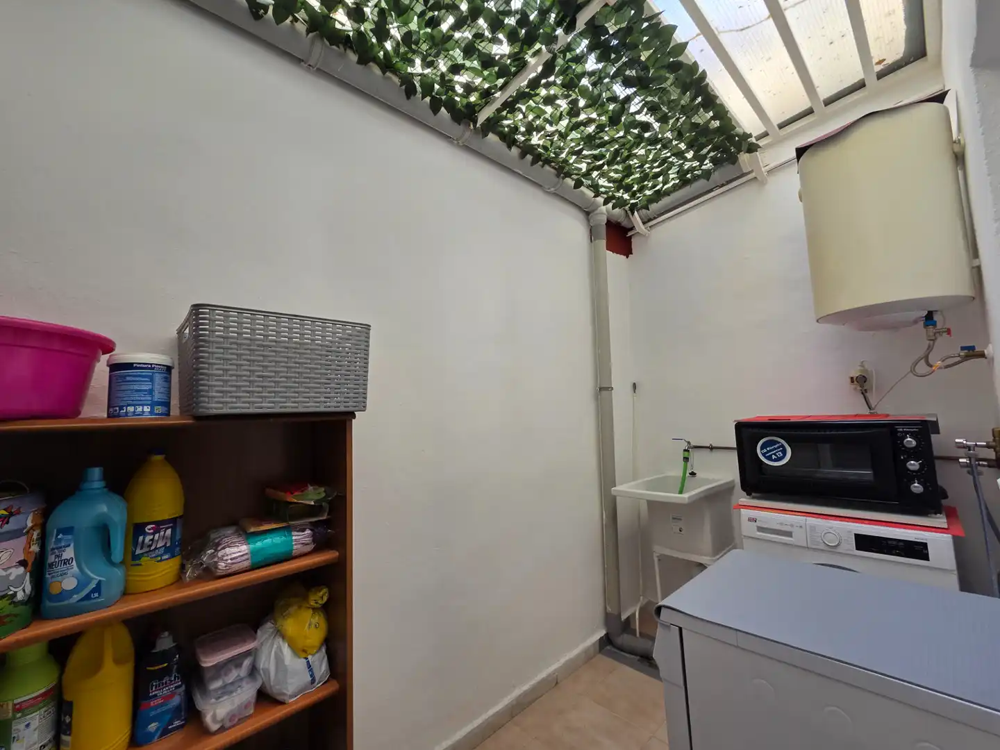 Einfamilien-Reihenhaus zum Verkauf in Torrevieja mit Klimaanlage, Terrasse und Abstellraum