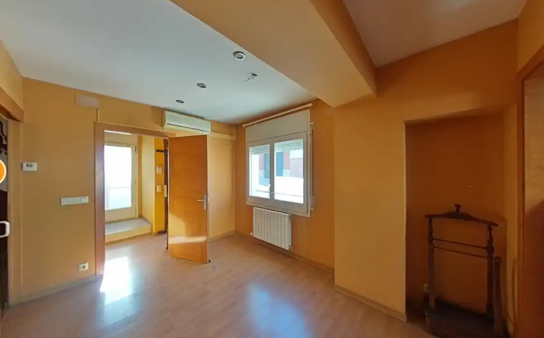 Detached homes for sale in Olot  with Balcony