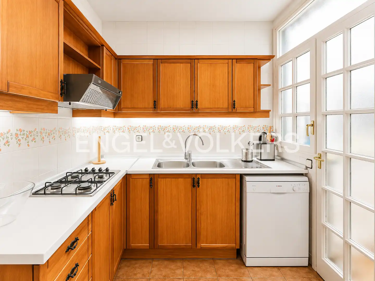 Cuina de Pis de lloguer en Barcelona amb Aire condicionat, Calefacció i Parquet
