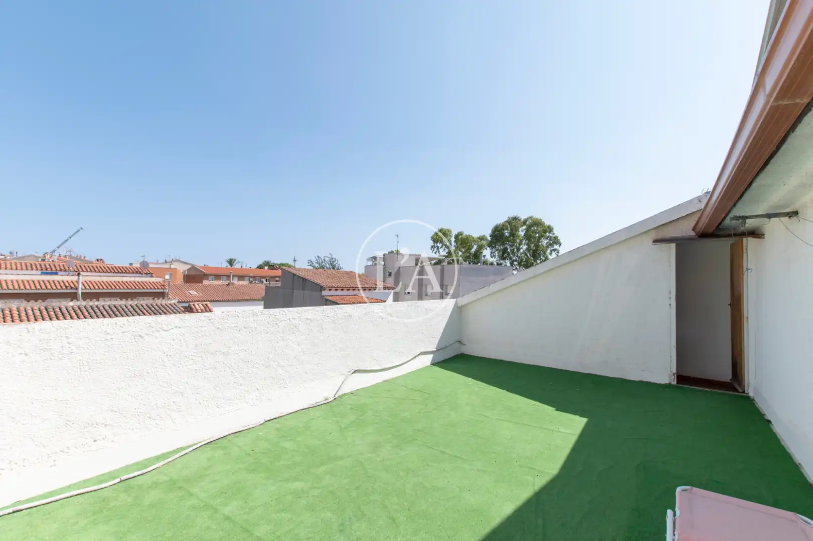 Terrasse von Einfamilien-Reihenhaus zum Verkauf in Cambrils mit Klimaanlage, Heizung und Privatgarten
