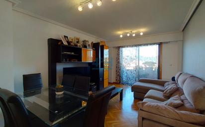 Living room of Flat for sale in San Cibrao das Viñas  with Balcony