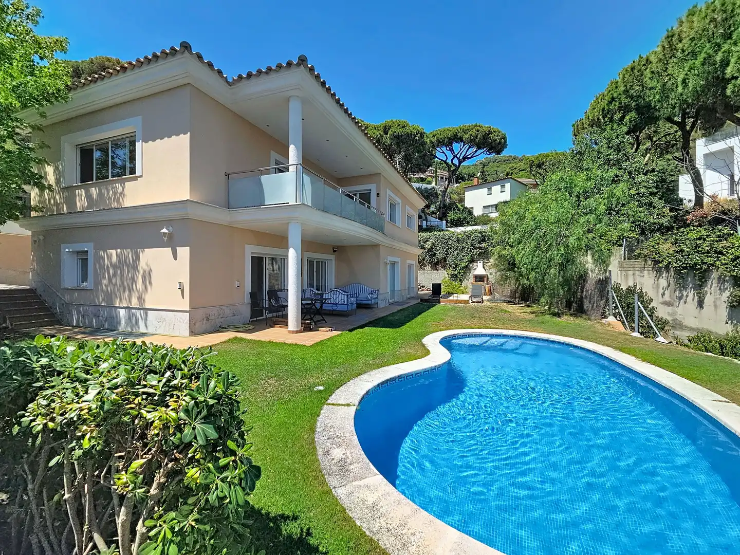 Vista exterior de Casa o chalet en venta en Premià de Dalt