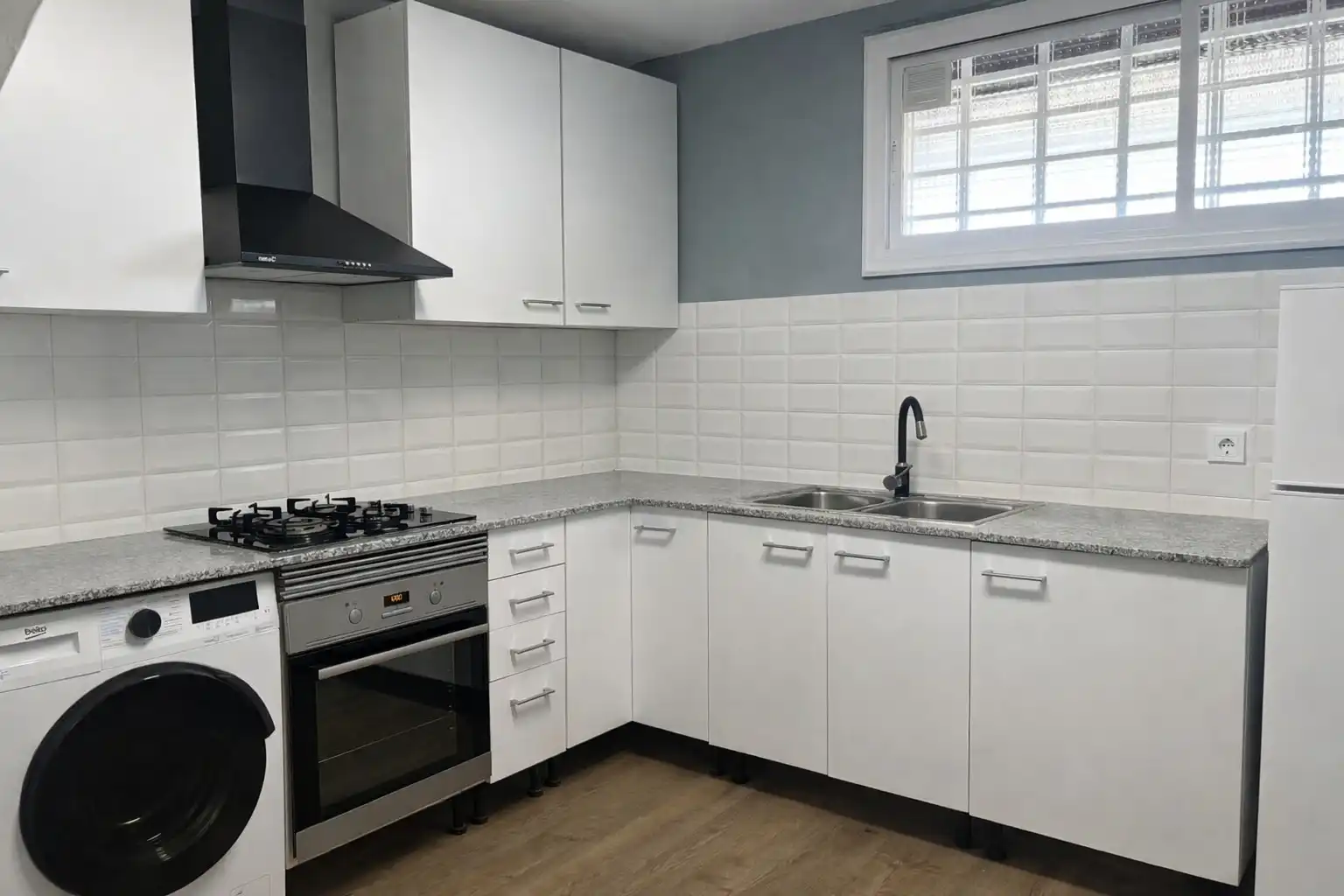 Kitchen of Duplexes for sale in Barcelona  with Air Conditioner, Heating and Parquet flooring