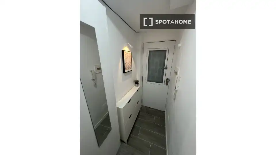Flat for rent in Universidad - Malasaña