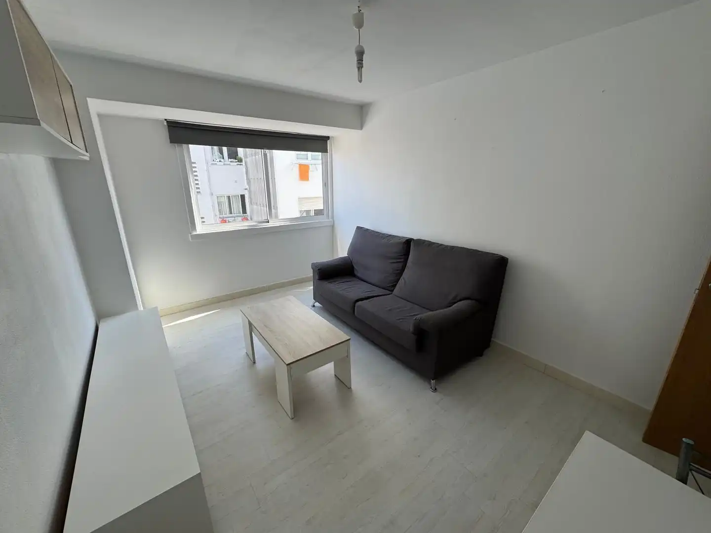 Flat with lift to rent in Outeiro
