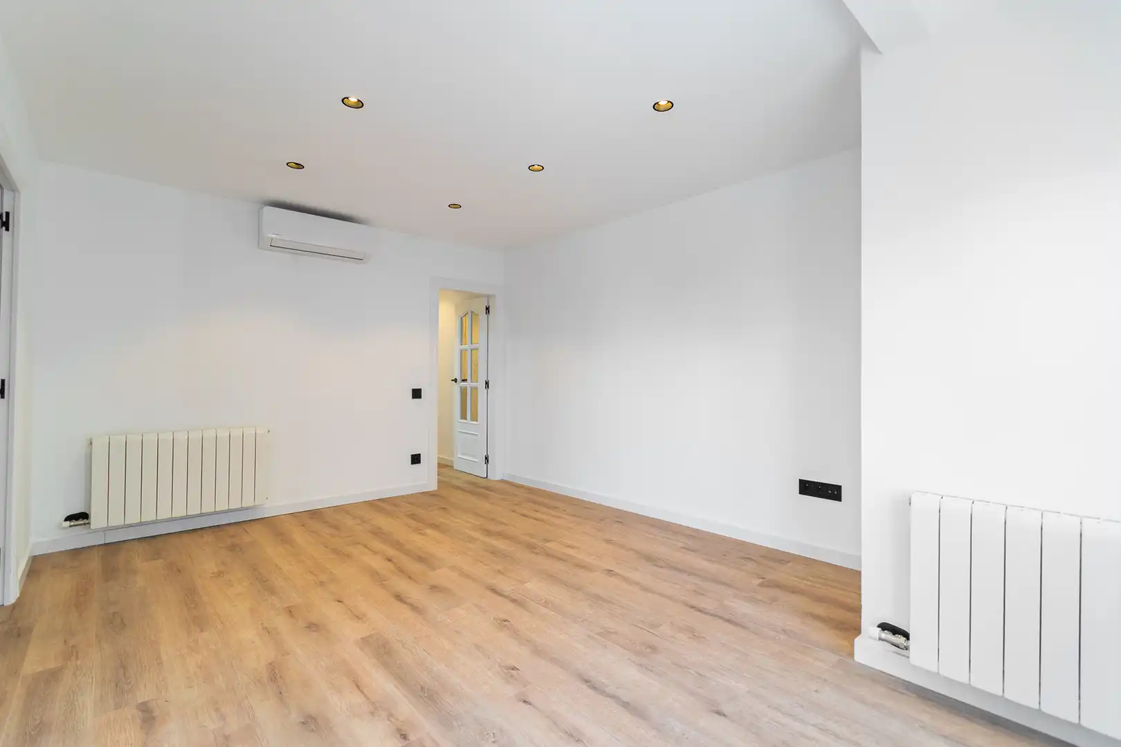 Piso en venta en Badalona con Aire acondicionado, Calefacción y Parquet